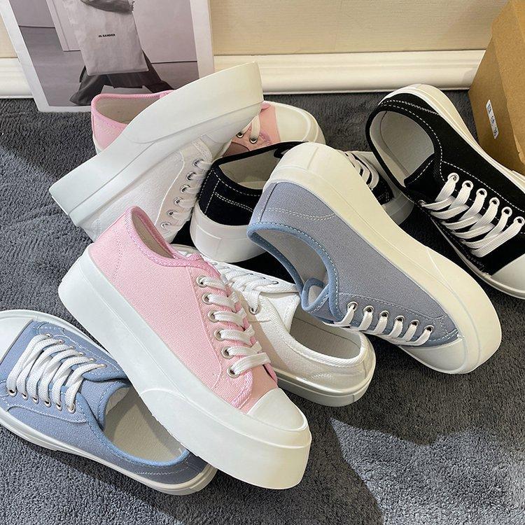 Damen Canvas Schuhe Sommer Klassisch Neue Einfarbige Belüftungsplattenschuhe Ins Modische Casual Weiße Schuhe
