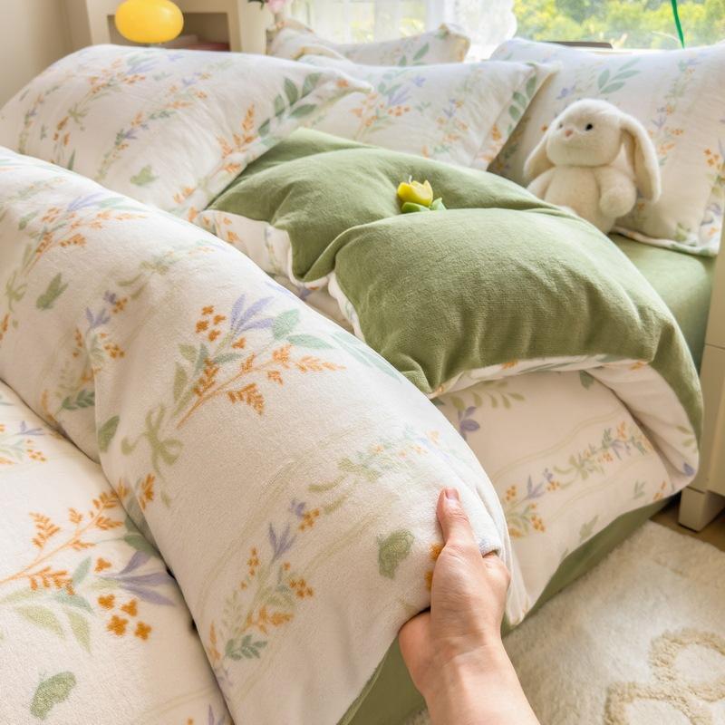 Thickened Milk Fleece Four-Piece Set Double-Sided Fleece Quilt Cover Coral Flannel Bed Sheet Quilt Cover Three-Piece Set Of Bed Hat