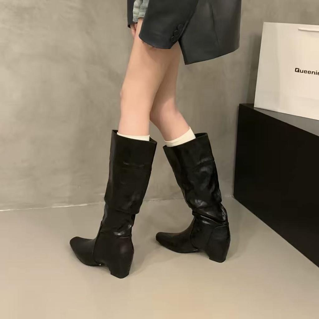 Retro square head boots women's new autumn and winter versatile pleated stacking boots small sleeve fashion boots