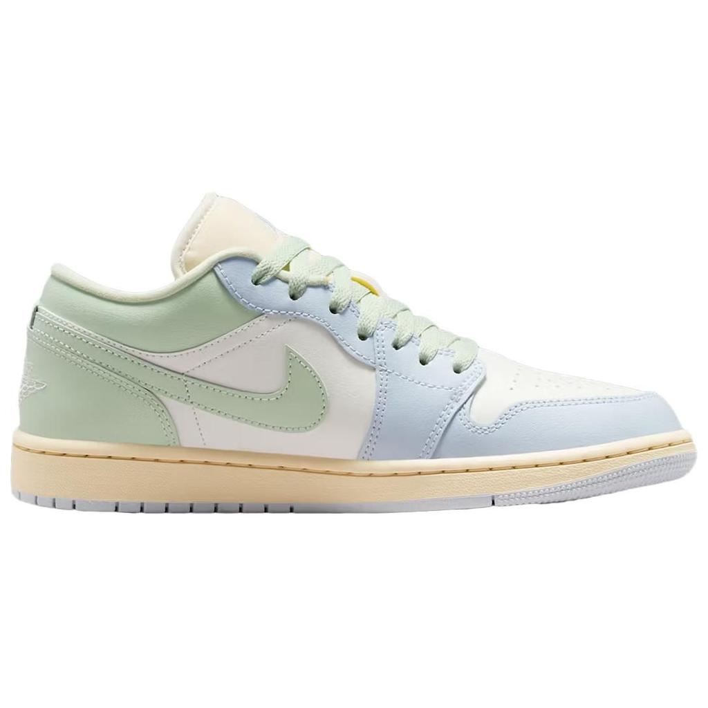 Jordan Air Jordan 1 Cushioning Low Top Vintage Basketball Shoes Women's Light Blue DC0774-108