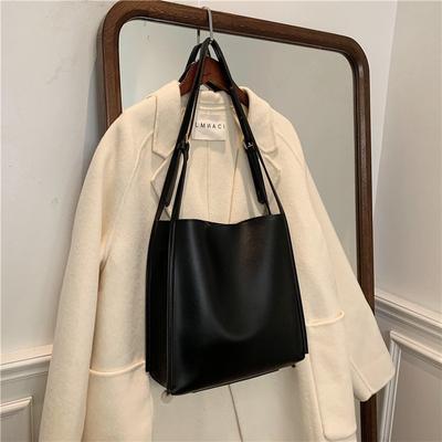 Shoulder Bag Women Vintage Large Capacity PU Leather Ladies  Spring/Summer New Korean Style Fashion Handbags
