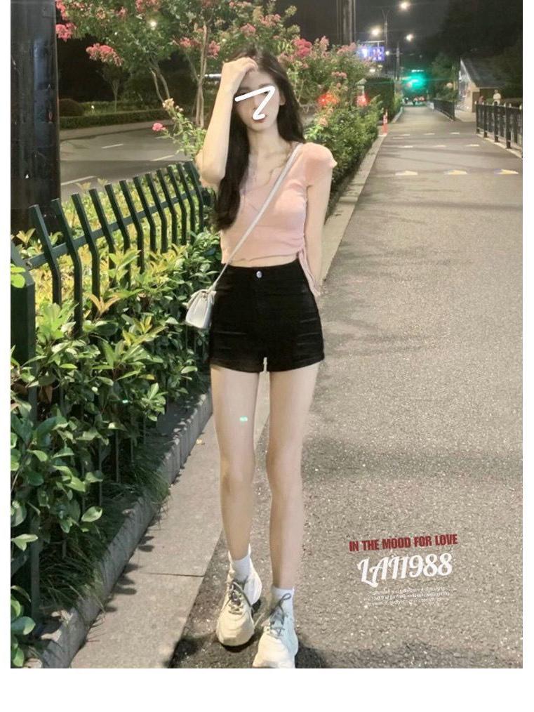 Leg Queen High-Waist Denim Shorts - Women's Slimming A-Line Hot Pants for Spring/Summer 2022