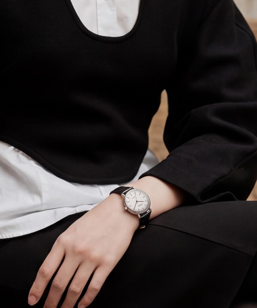 Sialeugo Sg-002-Sw Caper Collection Women'S Leather Wristwatch