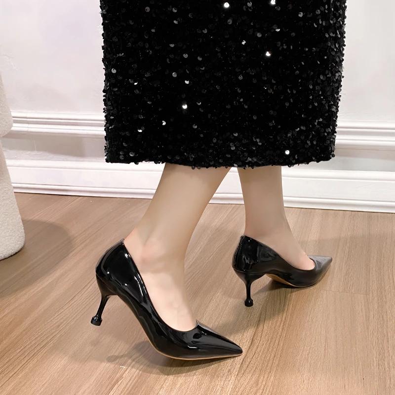 Fashion New Solid Color Pumps Women High Heel Shoes Female Fashion Patent Leather Sexy Pointed Toe Thin Heel Wedding Shoes