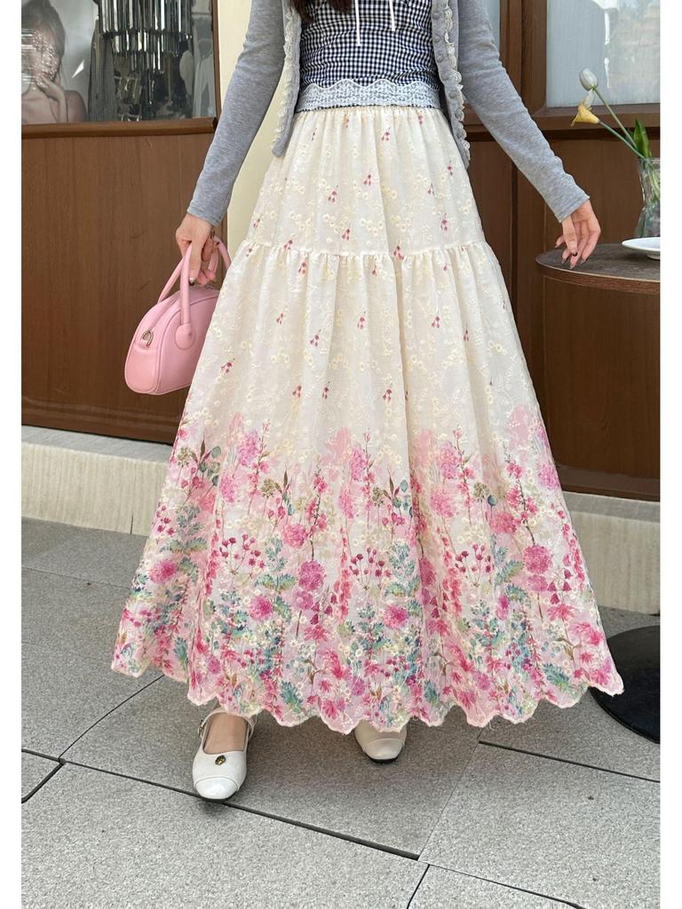 High-Waisted Floral Embroidery A-line Mid-Length Skirt
