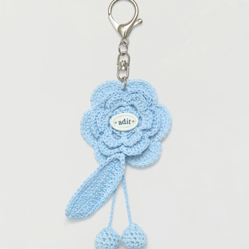 

adit Вязаный брелок_пастельно-голубой pastel blue