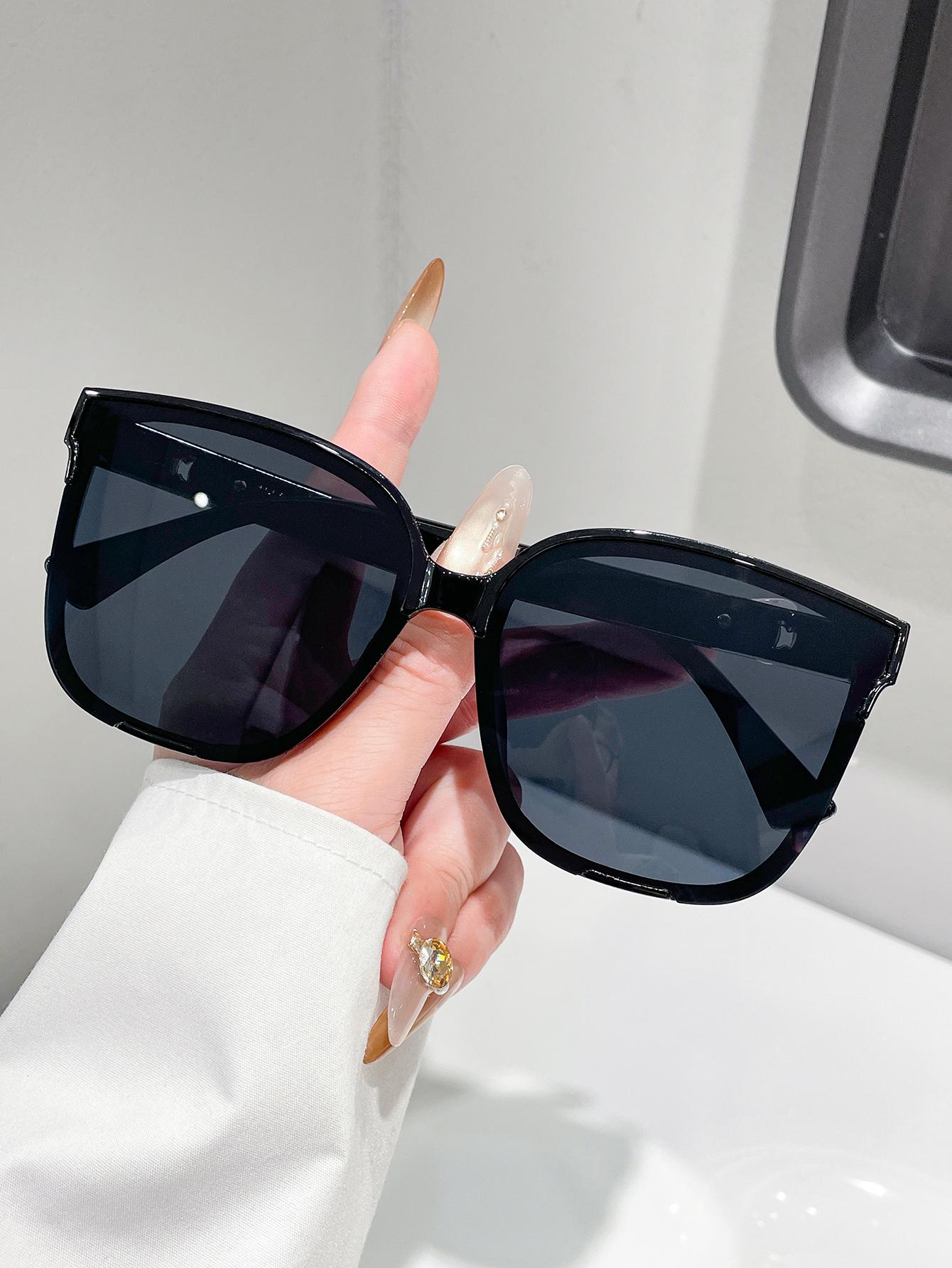 

Unisex Large Frame Vintage Style Fashion Glasses Solid Color Suitable for Daily Wear And Street Photography чорний