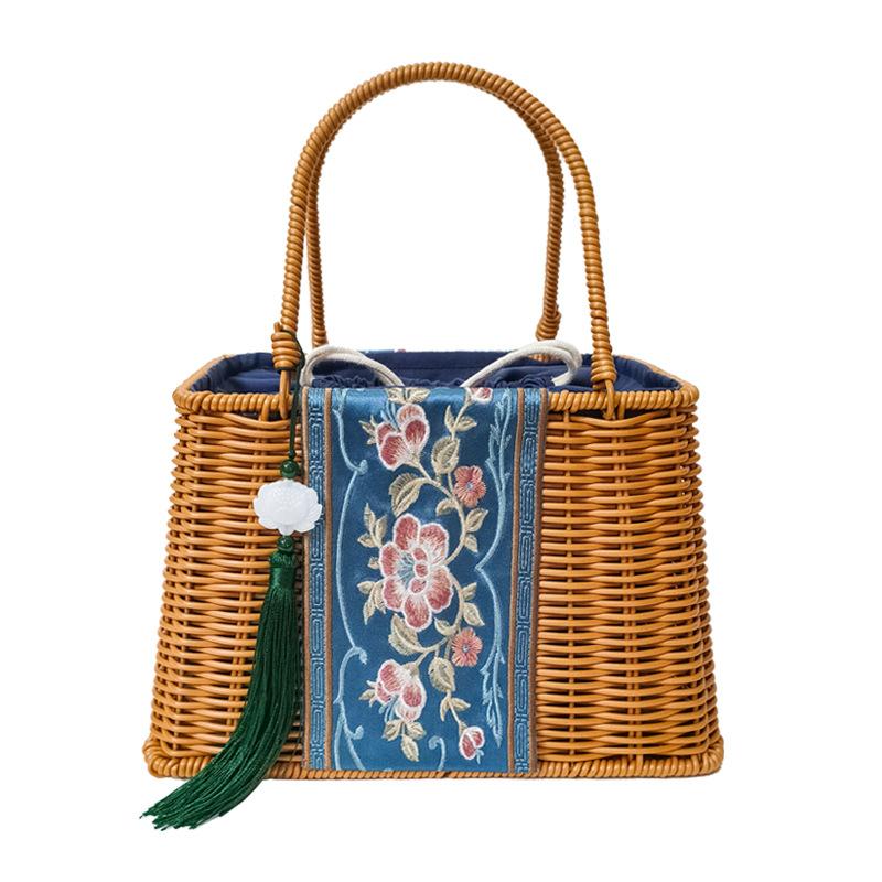 2025 Women Retro Handmade Rattan Basket Fashion Embroidery Imitation Wicker Handbags Causal Woven Box Bag Lady Party Beach Bag