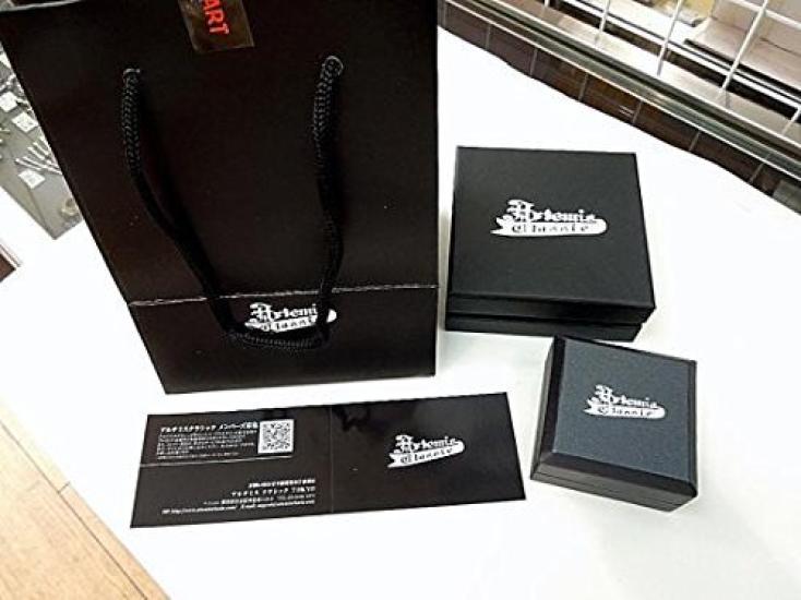 Artemis Classic 2020AW Collection: A beautiful deep ultramarine blue laurel bracelet made with natural lapis lazuli. Artemis Classic Tracery Natural