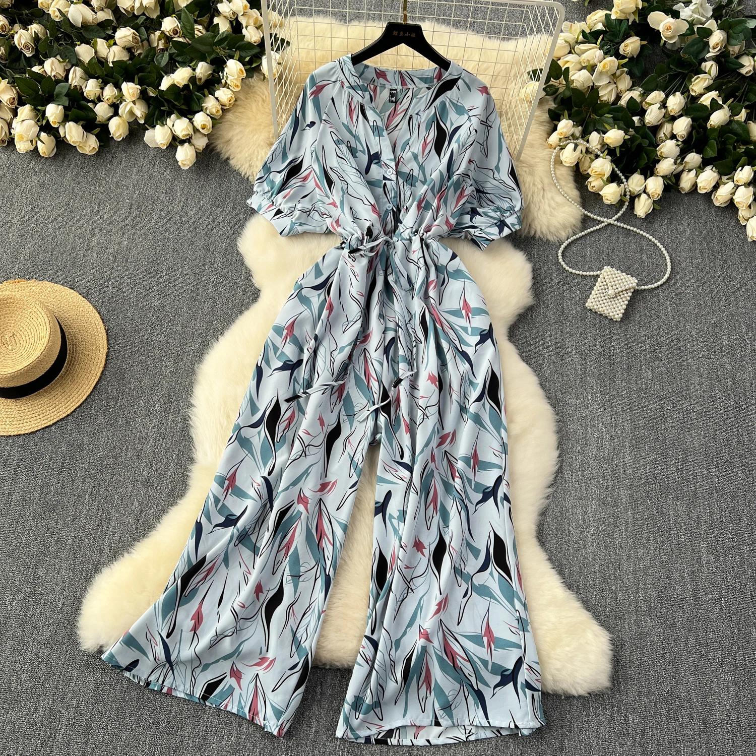 Летний повседневный женский комбинезон с широкими штанинами и принтом — фото 18