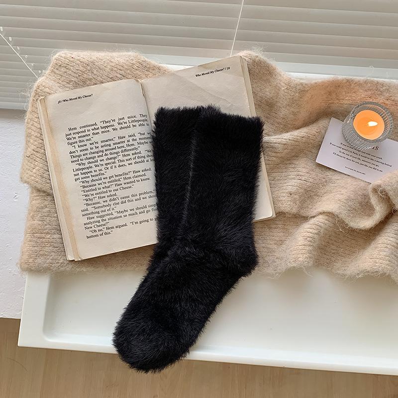 Norkový samet Dlouhé vlasy Ponožky Dámské Podzimní a Zimní spací ponožky Teplé vlněné ponožky Podlahové ponožky Polstrované Ponožky do poloviny lýtek zesílené