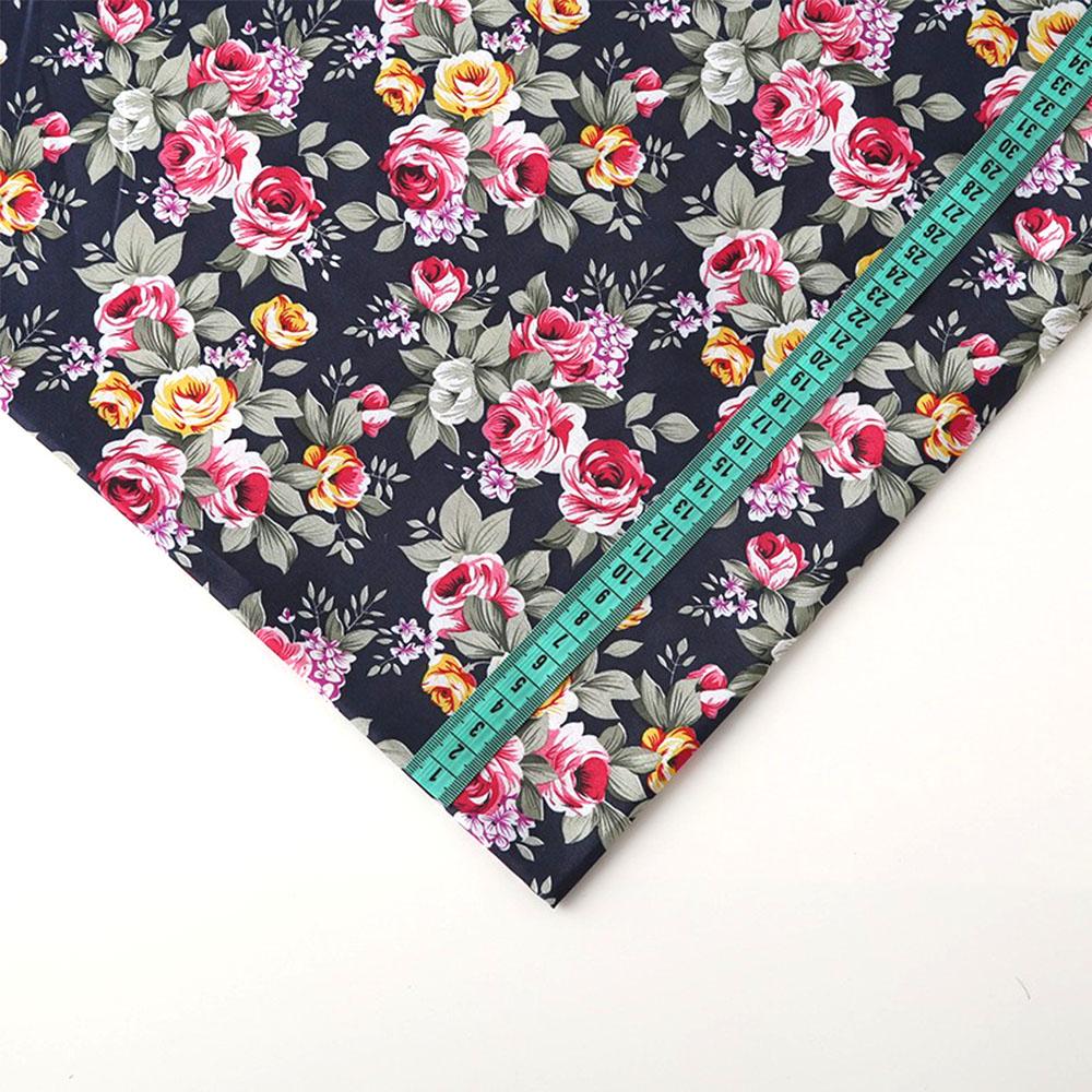 Rosenblüten Baumwoll-Poplin Druckstoff Zum Nähen Kopftuchstoff Frühling Hemd Damenbekleidung Handarbeit DIY Basteln Pro halber Meter