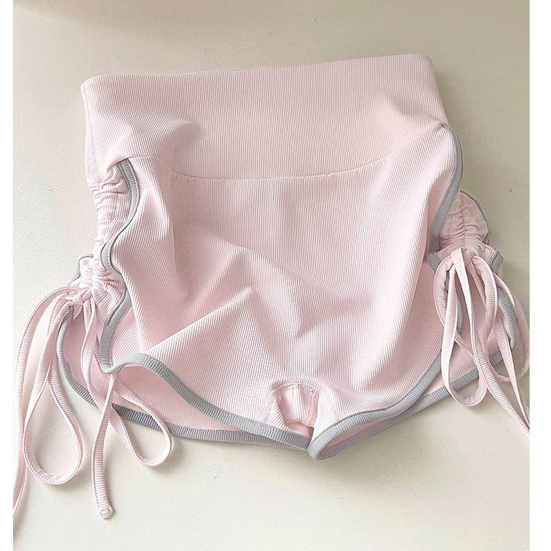 Contrasting color design yoga suit two-piece set women's chest pad vest drawstring shorts Pilates training set