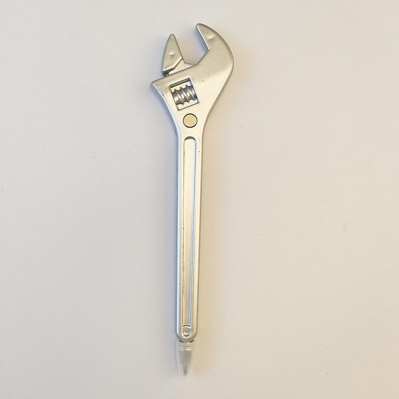 Creative Personality Stationery: Realistic Weapon-Shaped Utility Knife & Ballpoint Pens for Students