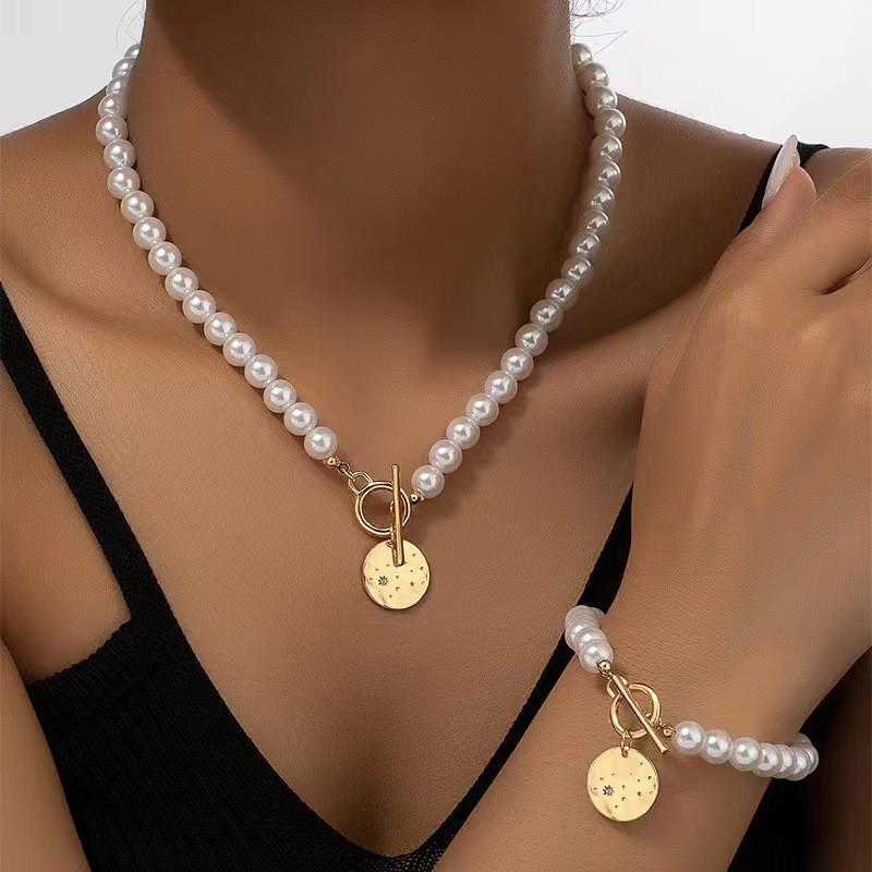 Fashion Trend Pearl Bracelet Necklace Set Female Niche Premium Sense Light Luxury Love Clavicle Chain