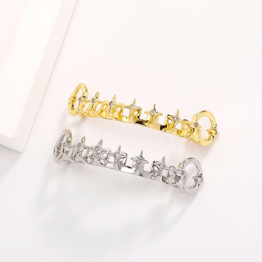 Stylish Star-shaped Zirconia Dental Braces: Single-row Openwork Gold Braces with a Star-shaped Chain, Adjustable Size