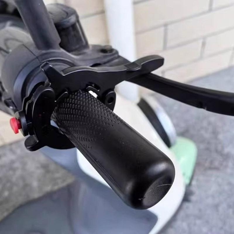Motorcycle Throttle Assist Cruise Control Clamp ABS Motorcycle Cruise Assist Simple Installation for Long Rides Comfort