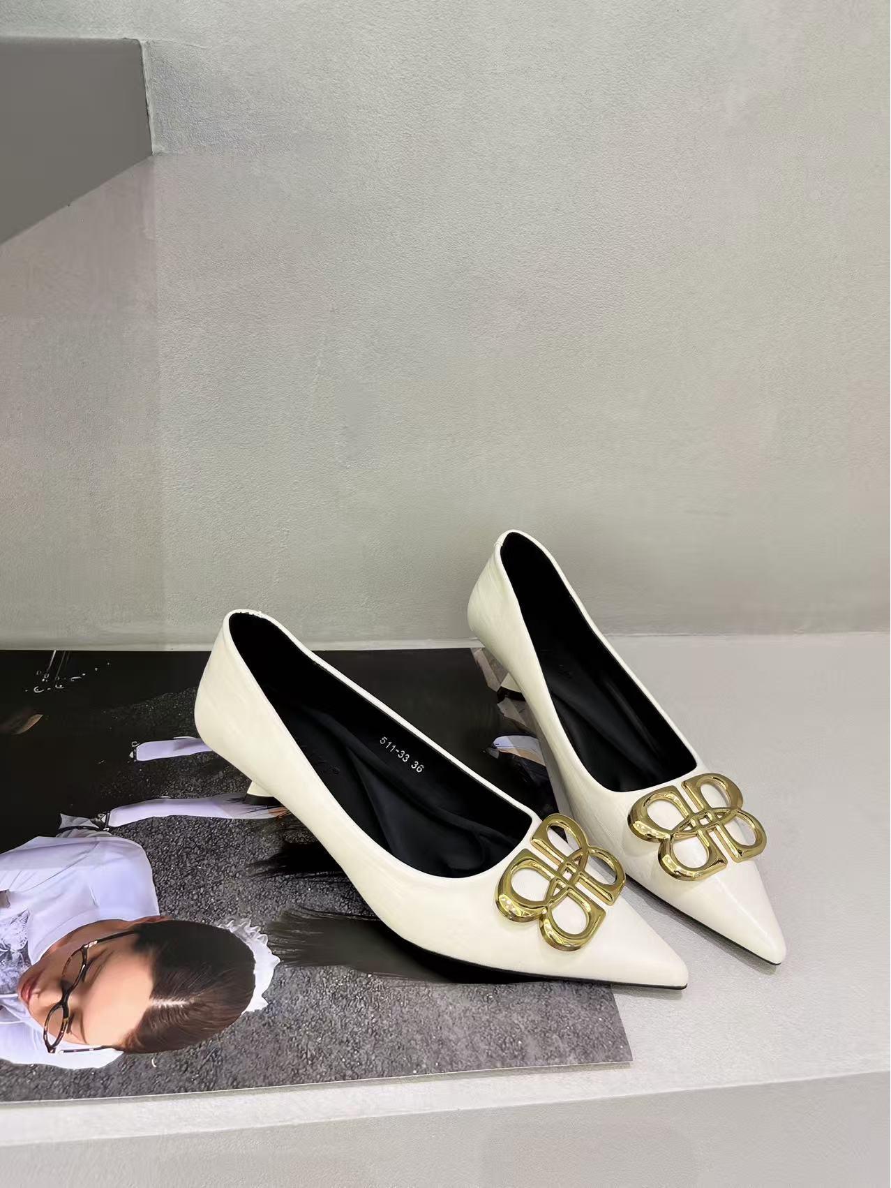 

Осень 2025 Французские туфли-лодочки на шпильке с острым носком: Шикарная, Удобная, Стройнящая Женская Обувь 37 абрикосовый