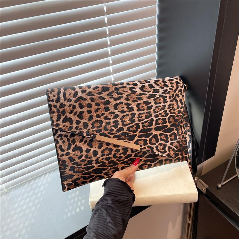 

Модная повседневная сумка премиум-класса с леопардовым принтом для ужина, женственная, универсальная текстура, личность, легкий клатч