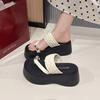 Black toe slippers for women's summer wear 2025 new French stunning high-end thick sole heightening Thai sandals for women