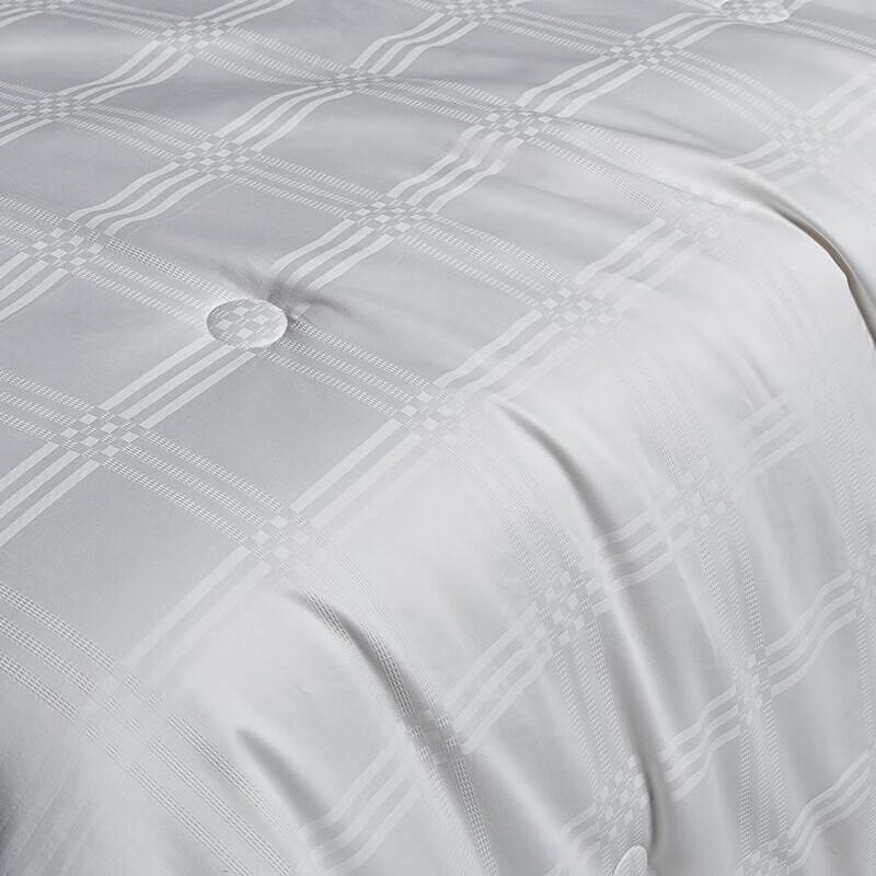 Faunen Joyful Pure Mulberry Silk Duvet