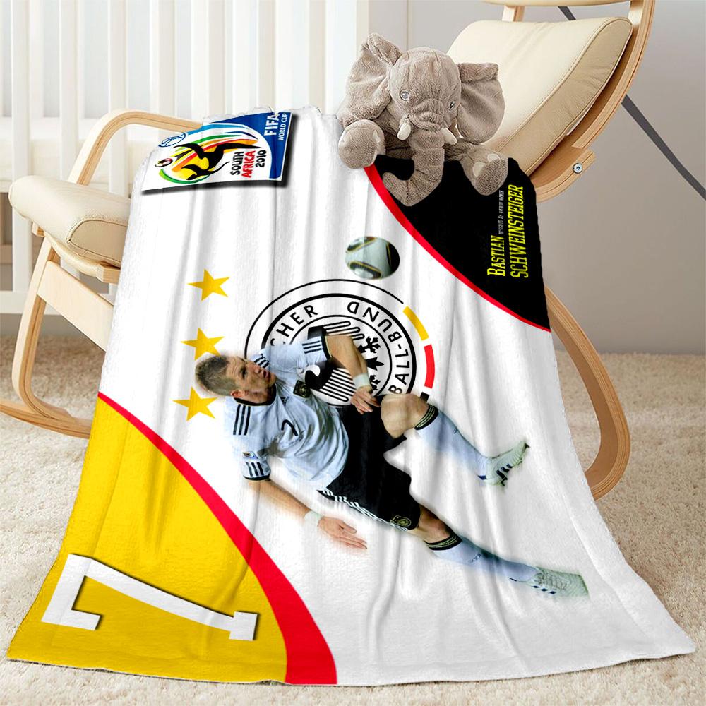 Soccer Player Action Blanket Durable Comfort Perfect for Couch Bedding Livingroom Four Seasons Multipurpose Modern