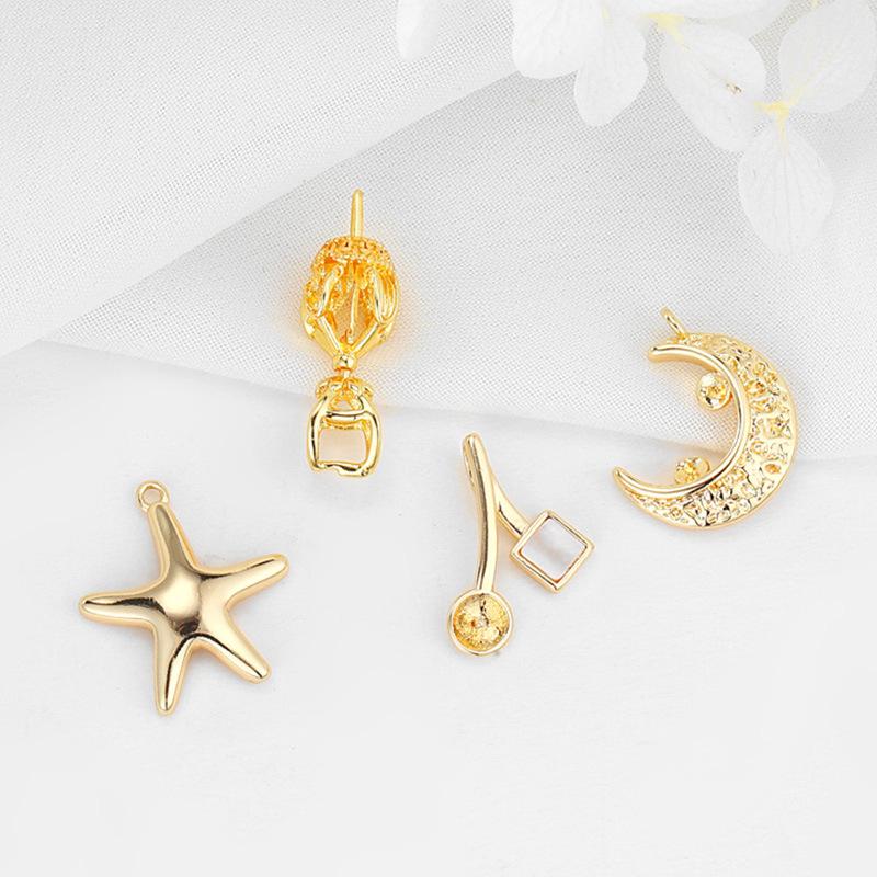 

DIY Jewelry Star and Moon Pendant Necklace with Flower Holder