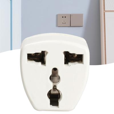 Vybavenie pre upratovanie domácnosti – Elektrické zástrčky a cestovní adaptéry