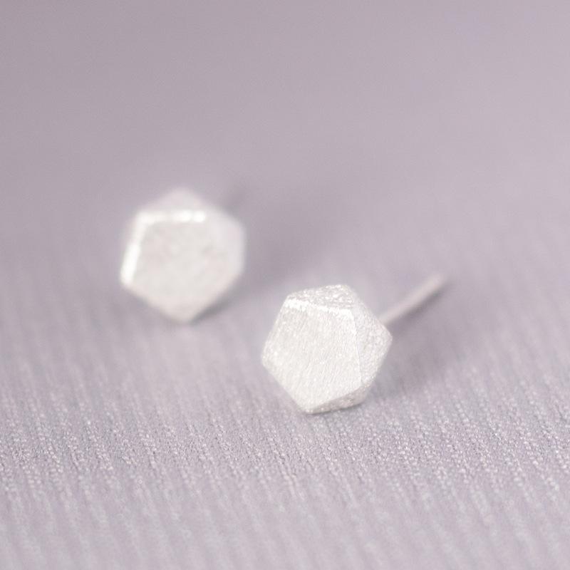 Ohrstecker mit s925 Silbernadel im koreanischen Stil für Damen – Minimalistisches & Persönlichkeitsdesign