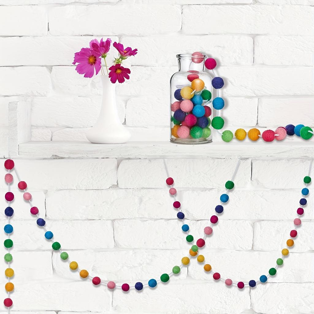 Rainbow Felt Ball Garland:30Colorful Pom Poms, 6.56 Feet Long, Handmade Party Decoration for Wall Or Christmas Tree