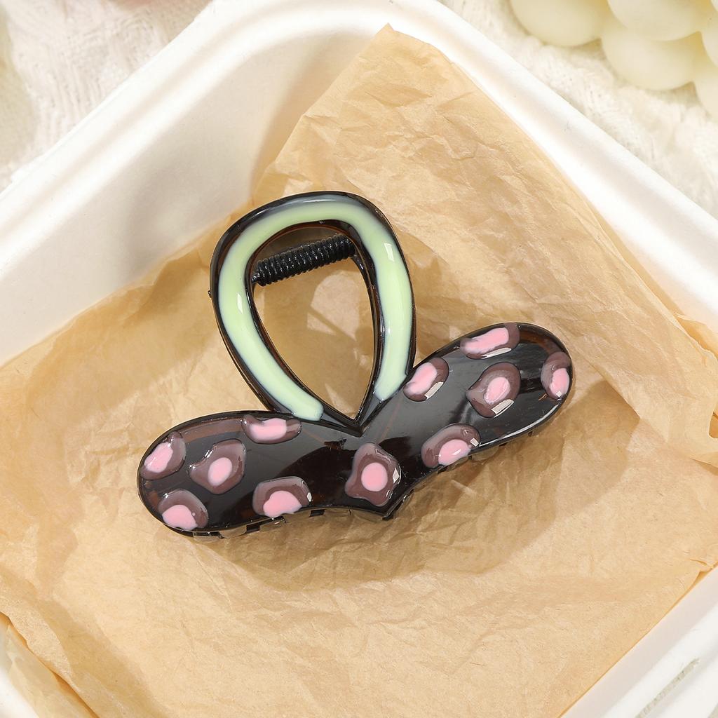 AWAYTR Dazzling Polka Dots Heart Hair Claws Acrylic Hair Clips Crab For Women Girl Gift Hair Accessories Valentine Headwear