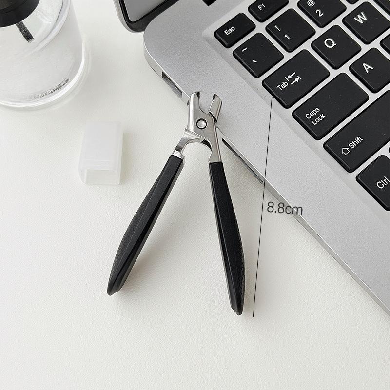 

Кусачки для ногтей острые брызгозащищенные бытовые взрослые большие портативные кусачки для ногтей из нержавеющей стали с чехлом чёрный