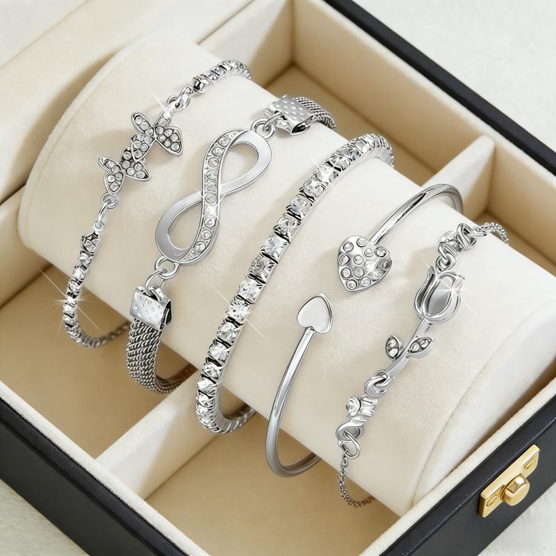 Set di 5 Braccialetti Farfalla Raffinati per Donna Vintage Strass Cuore Infinito Bracciale a Manetta Gioielli per Uso Quotidiano Regalo