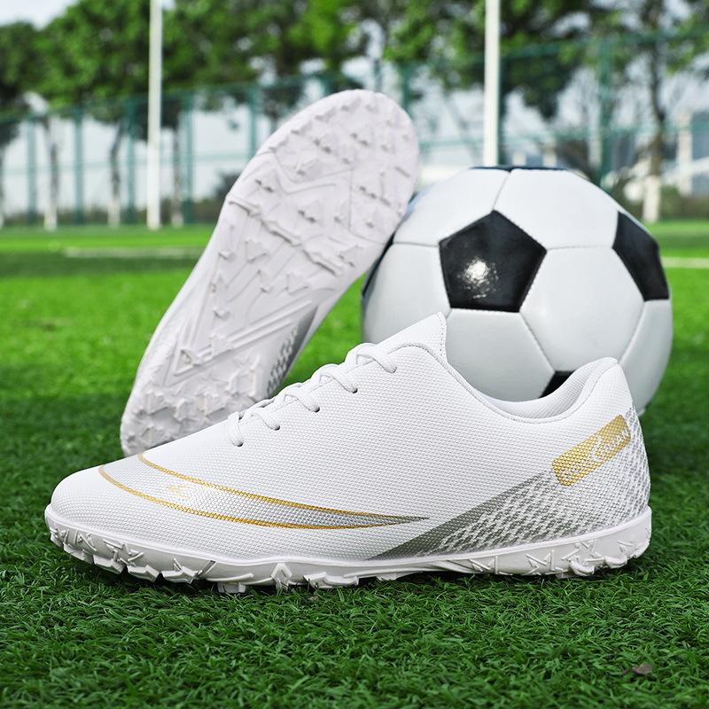 Douchuan neue kalte klebrige gebrochene Nägel Kinder-Fußballschuhe Herren professionelle Sport-Trainingsschuhe Low-Top Sportschuhe Herren
