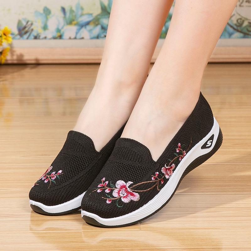 Женские вышитые слипоны дышащие плетеные в ретро этническом стиле 41 чёрный 3340₽