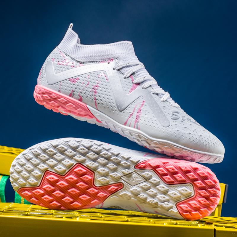 New World Cup Football Shoes for Men High and Long Spike Student Grass Training Competition Football Shoes