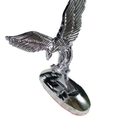 Emblema 3D Logo-ul mașinii Ornamentul capotei față Husă mașinii Insigna vulturului cromat pentru mașină auto