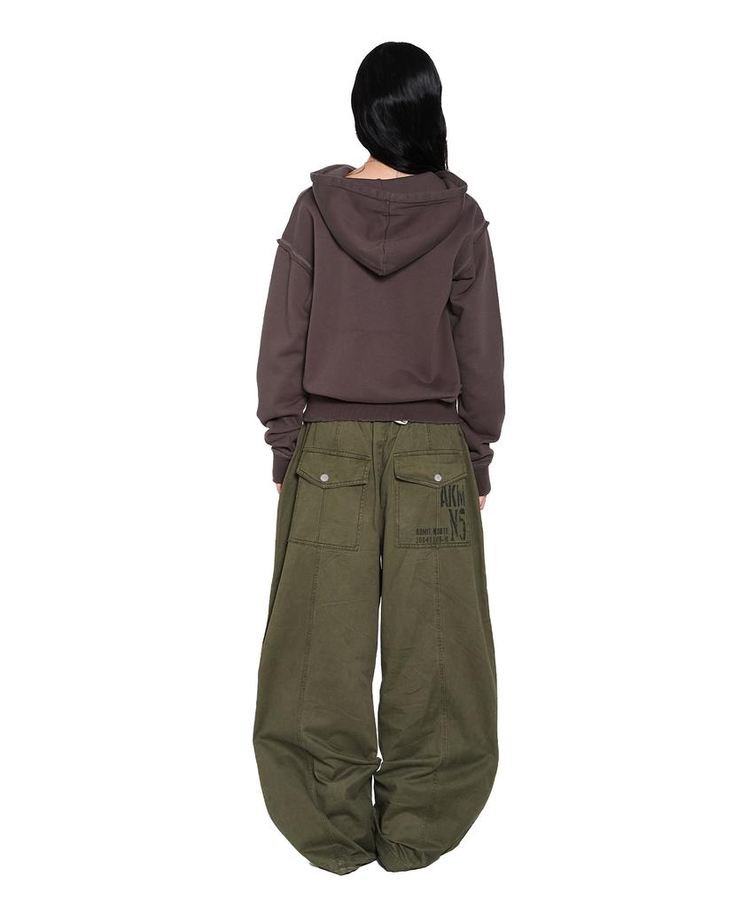 AAKAM Knee Pin-Tuck Side Button Pants (Khaki)