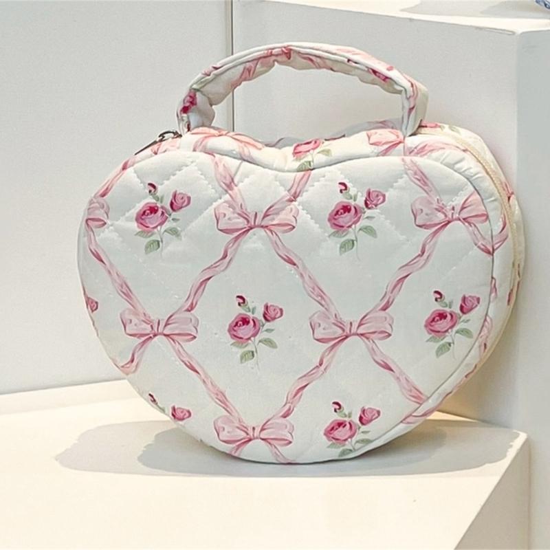 Large Capacity Waterproof Makeup Bag For Travel Cosmetic Organizers With Floral Heart Design Travel Toiletry Bag
