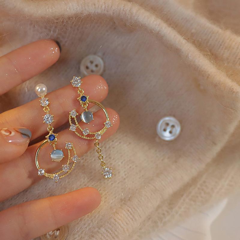 1Pair Exquisite Pearl Moon Asymmetric Drop Earrings  Blue  Pendant Earrings Cute Girl Party Wedding Jewelry