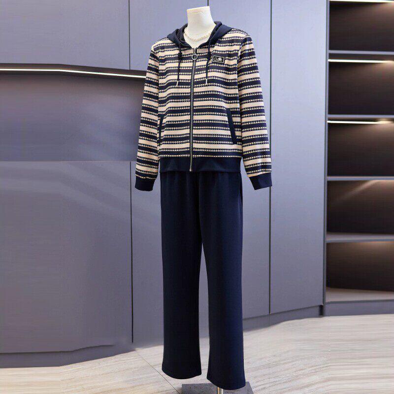 

Women s Mid-Aged Spring/Autumn Casual Sportswear Set - Hooded Jacket & Top 3XL (120-135 kg)