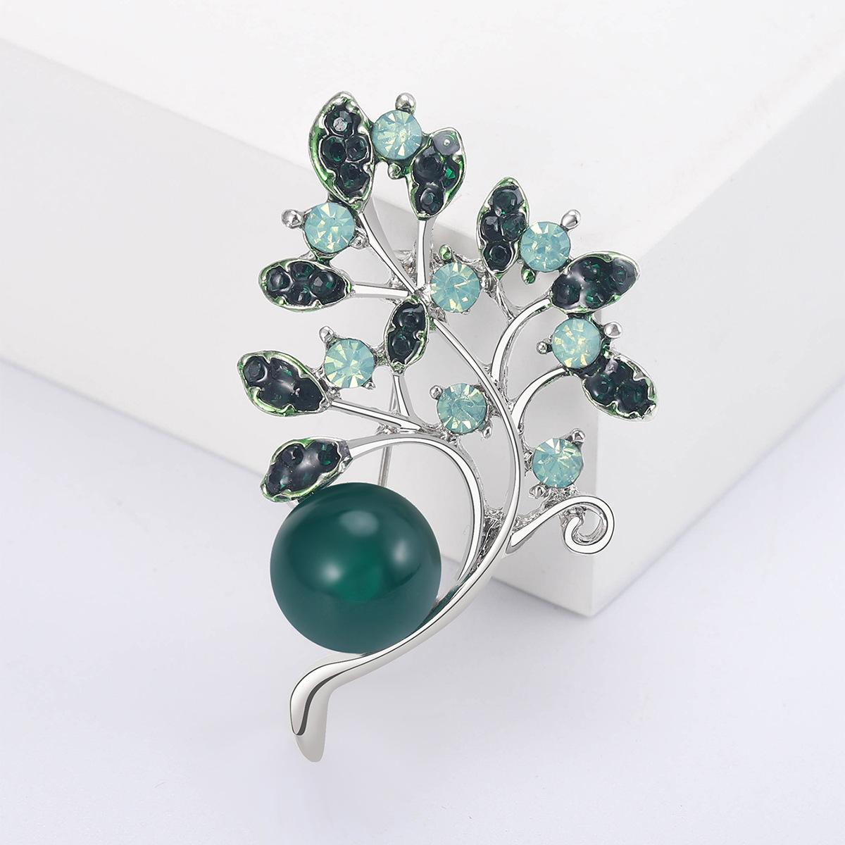 

Изысканная брошь в виде листа со стразами и искусственным жемчугом, универсальный темперамент, аксессуары для одежды высокого класса