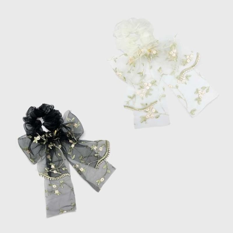 Jean Paul Clarisse Blumenbesticktes Schleifen-Scrunchie JP-23-313S