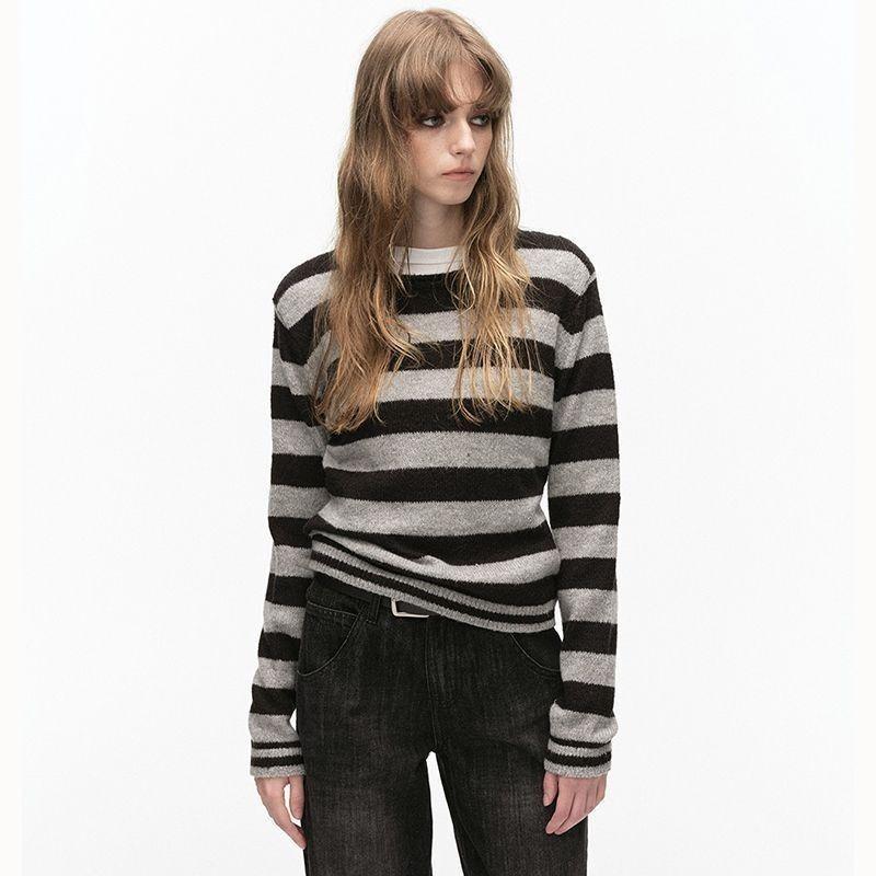 Retro Color-blocked Striped Long-sleeved Sweater for Women Korean Style Lazy Loose Round Neck Pullover Autumn and Winter Sweater