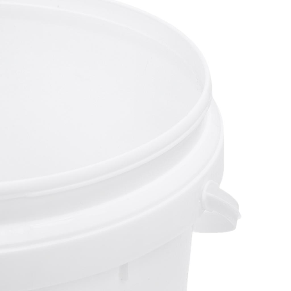 5 Gallon Honey Bucket with Lid and Gate Plastic Honey Storage Container for Beekeeping