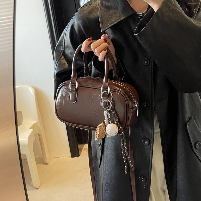 Retro Small Bag Women's Versatile New Fashion Messenger Bag Women's Portable Work Pillow Bag
