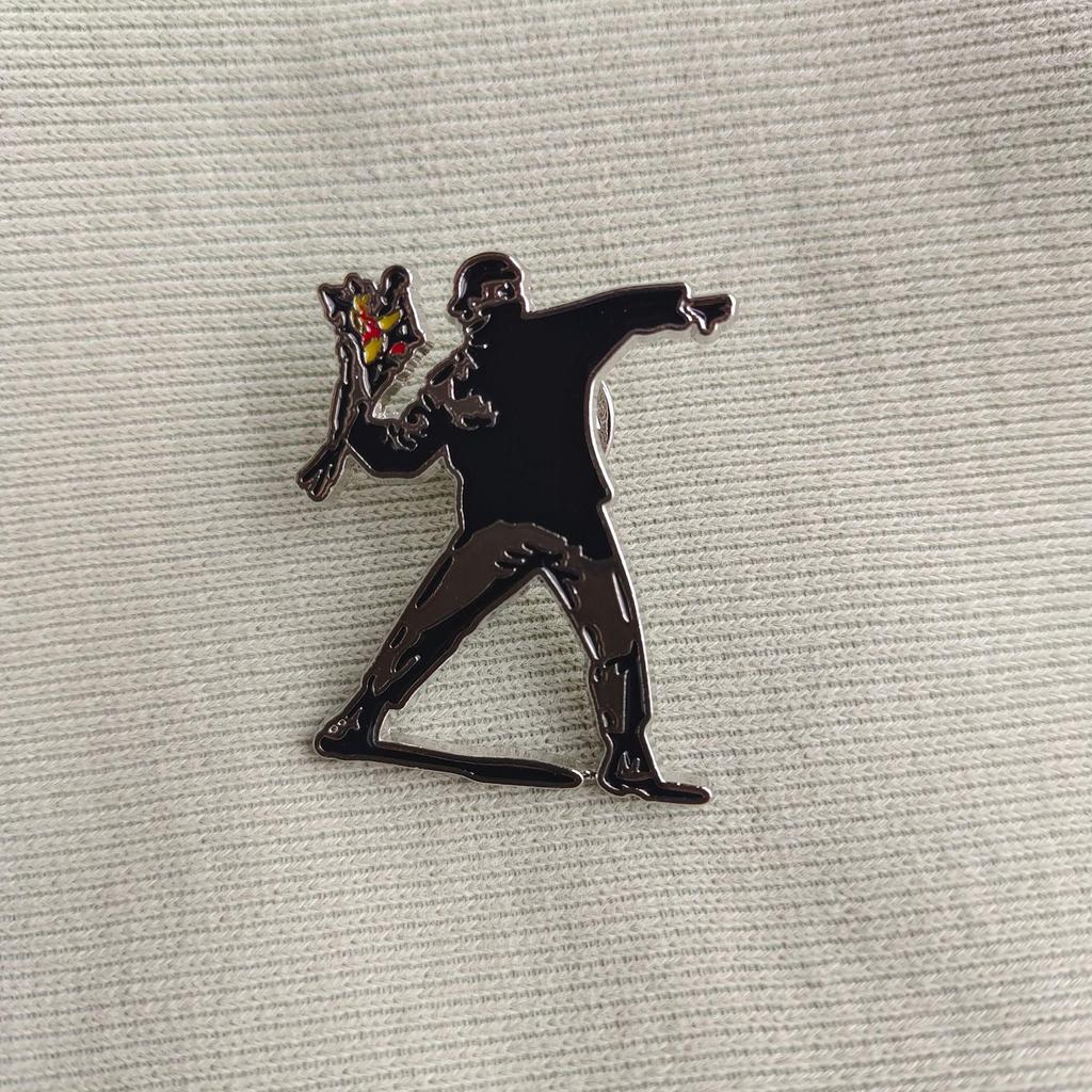 European Retro Love Heart Cartoon Alloy Brooch Badge