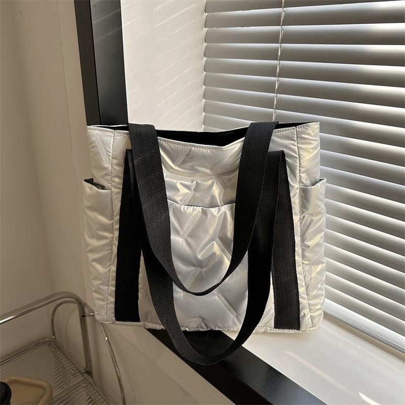 Casual Tote Bag for Women Space Cotton Shoulder Bag Large Capacity Ladies Puffy Handbags Quilted Work Commute