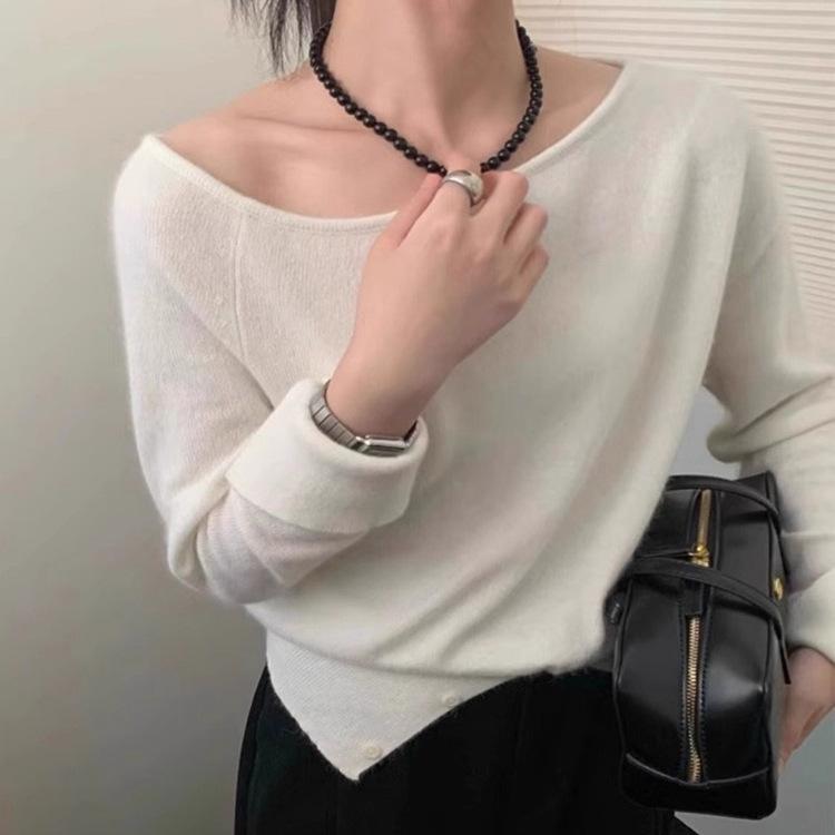 Andy fleece washing water, contrasting stripes soft waxy wool slanted shoulder one-word neck knitted sweater autumn and winter versatile sweater One Size белый