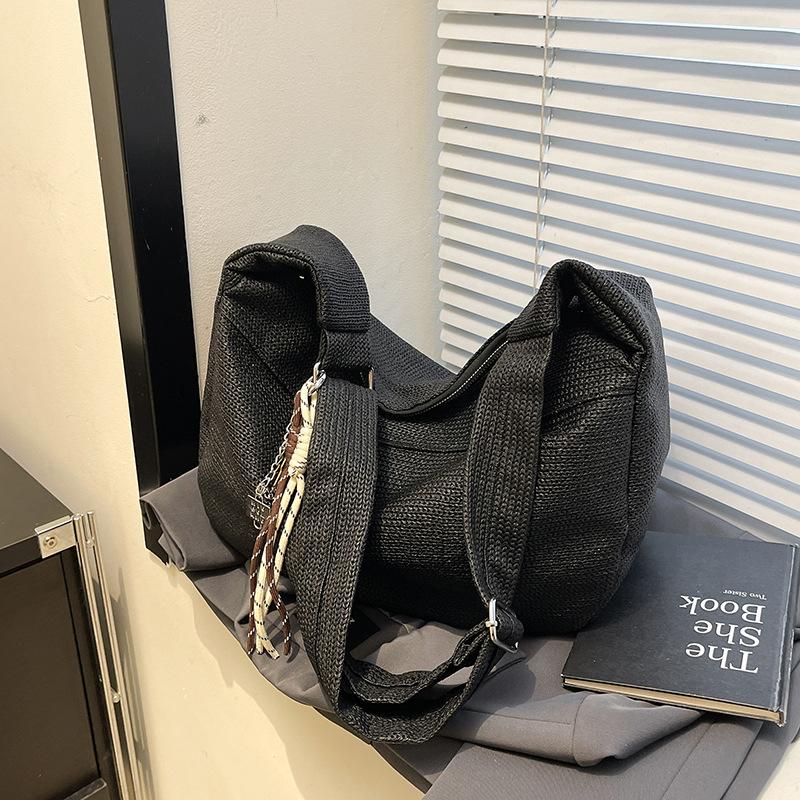 

Casual bag women s new trendy fashion shoulder bag large capacity messenger commuter dumpling bag